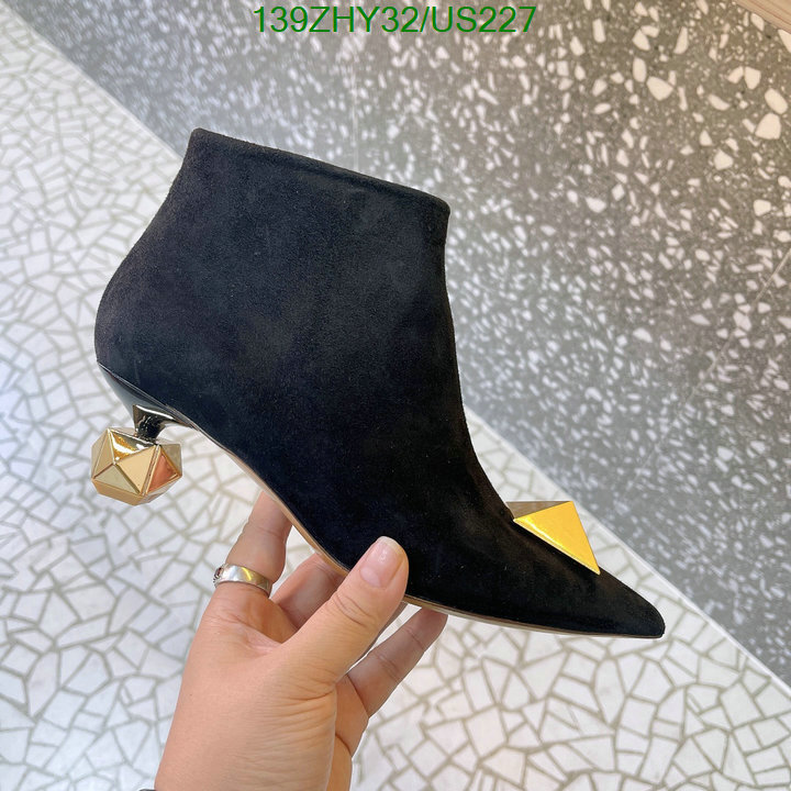 Boots-Women Shoes Code: US227 $: 139USD