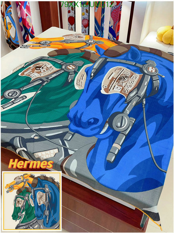 Hermes-Scarf Code: UM512 $: 79USD