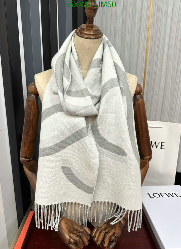 Loewe-Scarf Code: UM50 $: 55USD