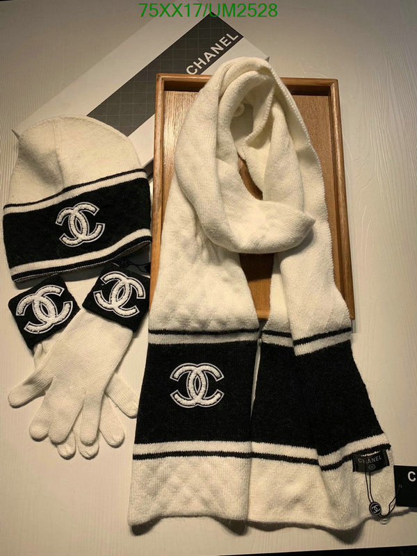 Chanel-Scarf Code: UM2528 $: 75USD