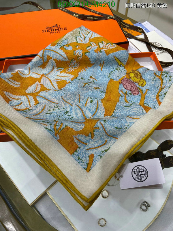 Hermes-Scarf Code: UM4210 $: 89USD