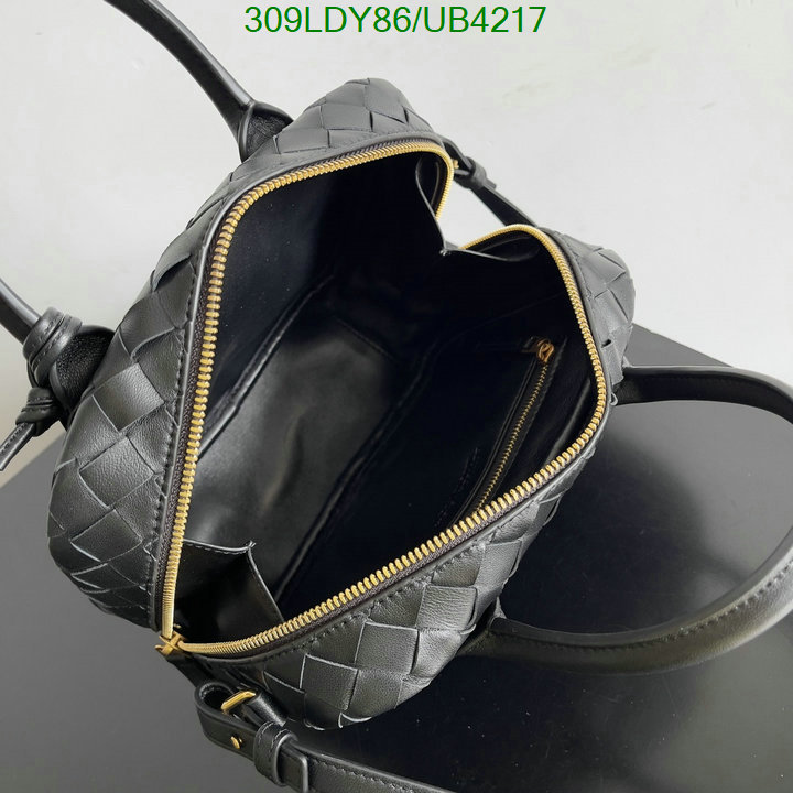 BV-Bag-Mirror Quality Code: UB4217 $: 309USD