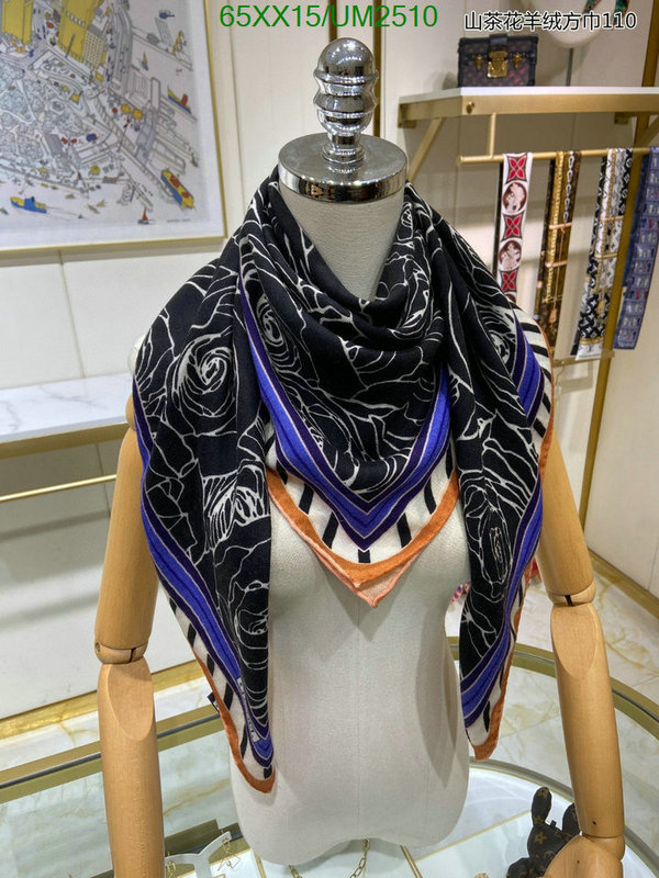 Chanel-Scarf Code: UM2510 $: 65USD