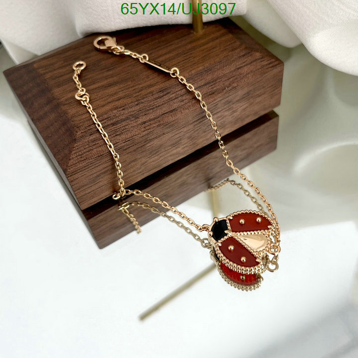 Van Cleef & Arpels-Jewelry Code: UJ3097 $: 65USD