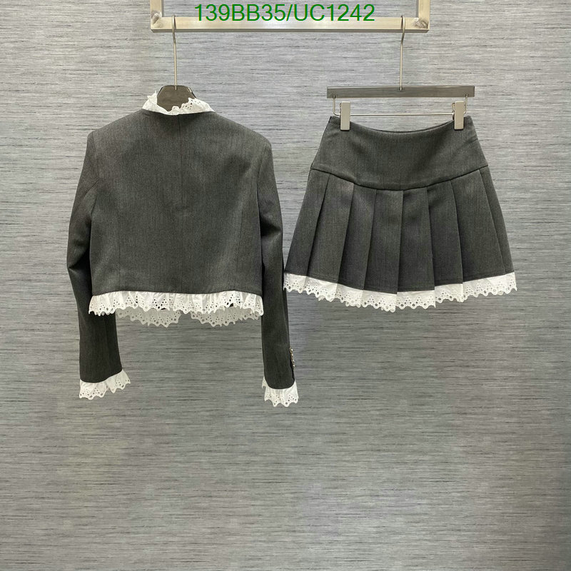 YSL-Clothing Code: UC1242 $: 139USD