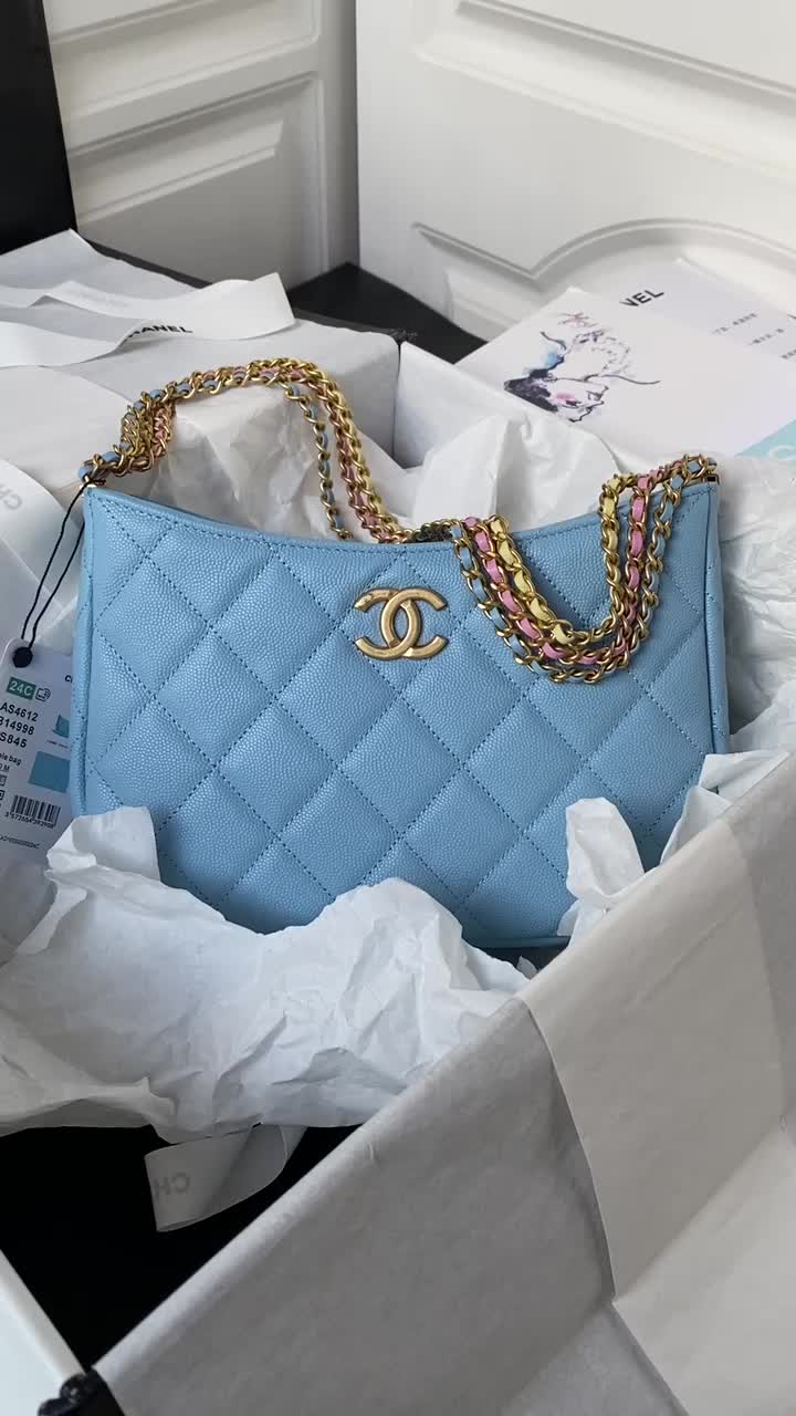 Chanel-Bag-Mirror Quality Code: UB2995 $: 219USD