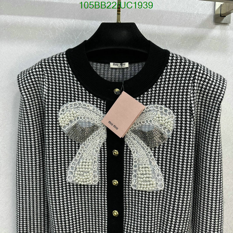 MIUMIU-Clothing Code: UC1939 $: 105USD