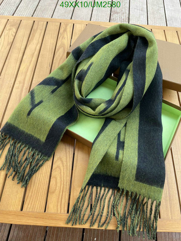 Burberry-Scarf Code: UM2580 $: 49USD