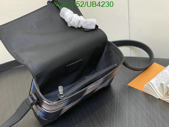 LV-Bag-Mirror Quality Code: UB4230 $: 199USD