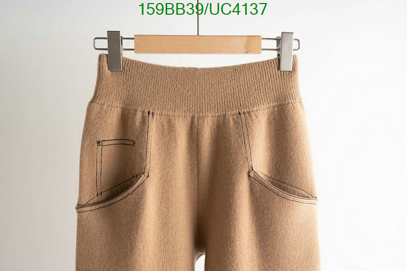 LV-Clothing Code: UC4137 $: 159USD