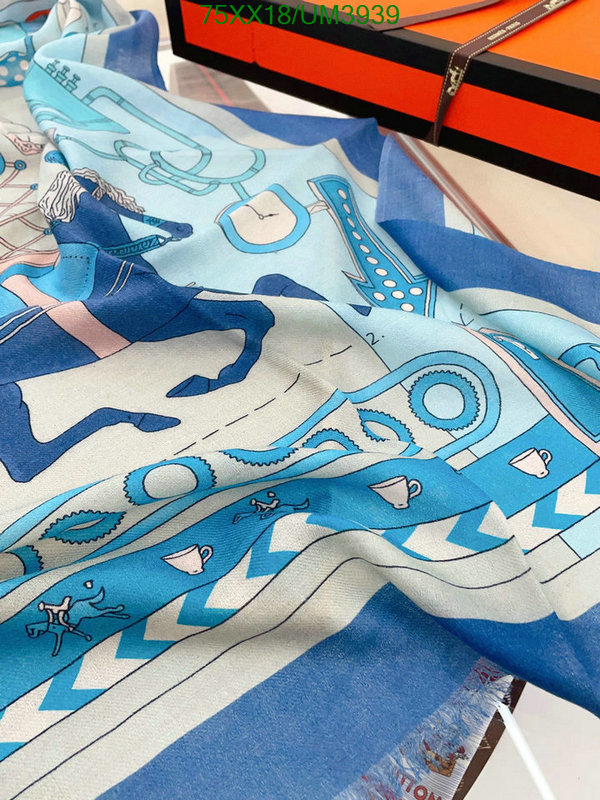 Hermes-Scarf Code: UM3939 $: 75USD