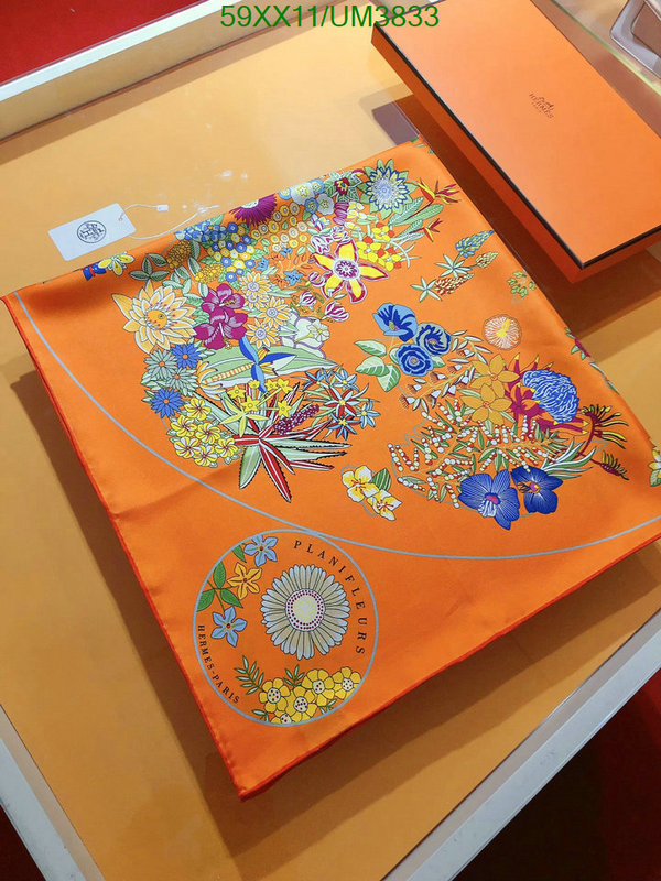 Hermes-Scarf Code: UM3833 $: 59USD