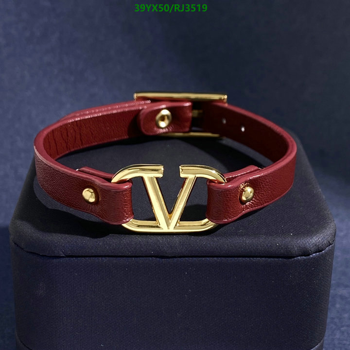 Valentino-Jewelry Code: RJ3519 $: 39USD