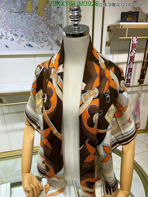 LV-Scarf Code: UM3928 $: 75USD