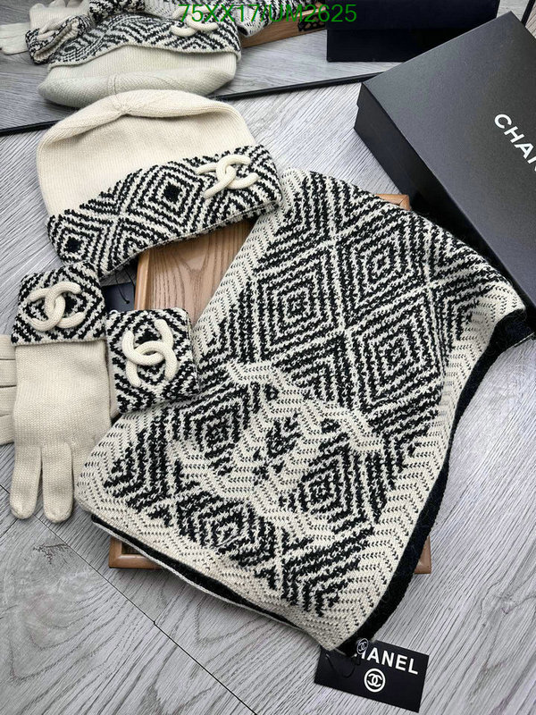 Chanel-Scarf Code: UM2625 $: 75USD