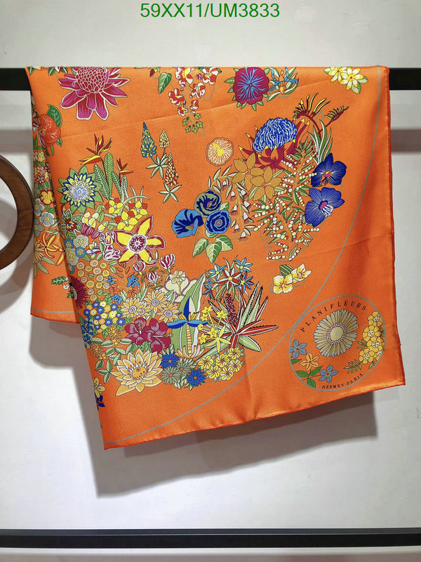 Hermes-Scarf Code: UM3833 $: 59USD