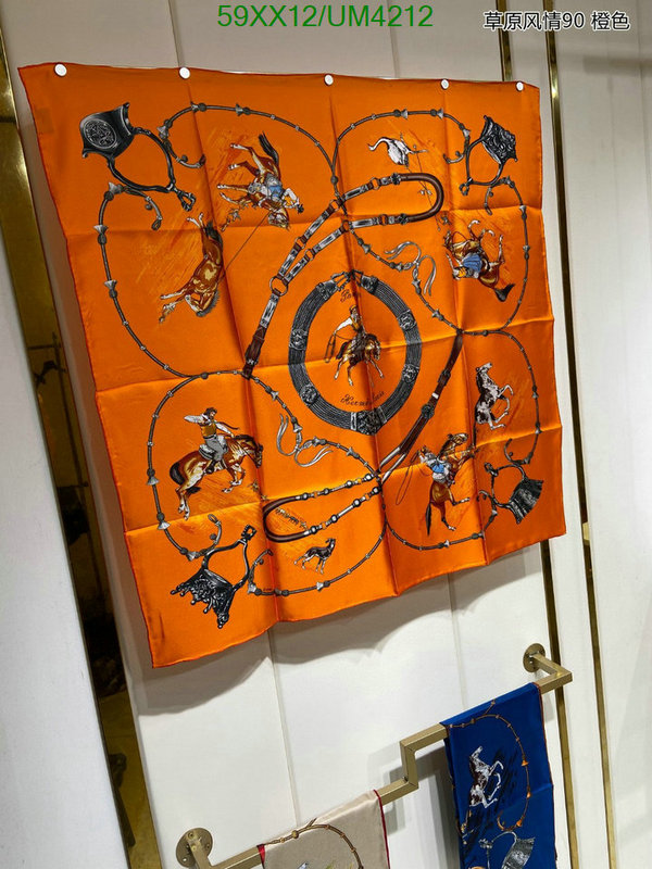 Hermes-Scarf Code: UM4212 $: 59USD