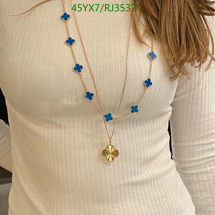 Van Cleef & Arpels-Jewelry Code: RJ3537 $: 45USD