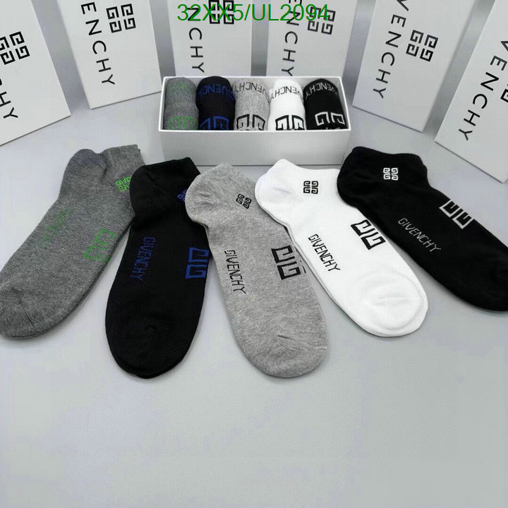 Givenchy-Sock Code: UL2094 $: 32USD