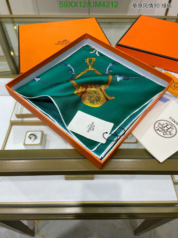 Hermes-Scarf Code: UM4212 $: 59USD