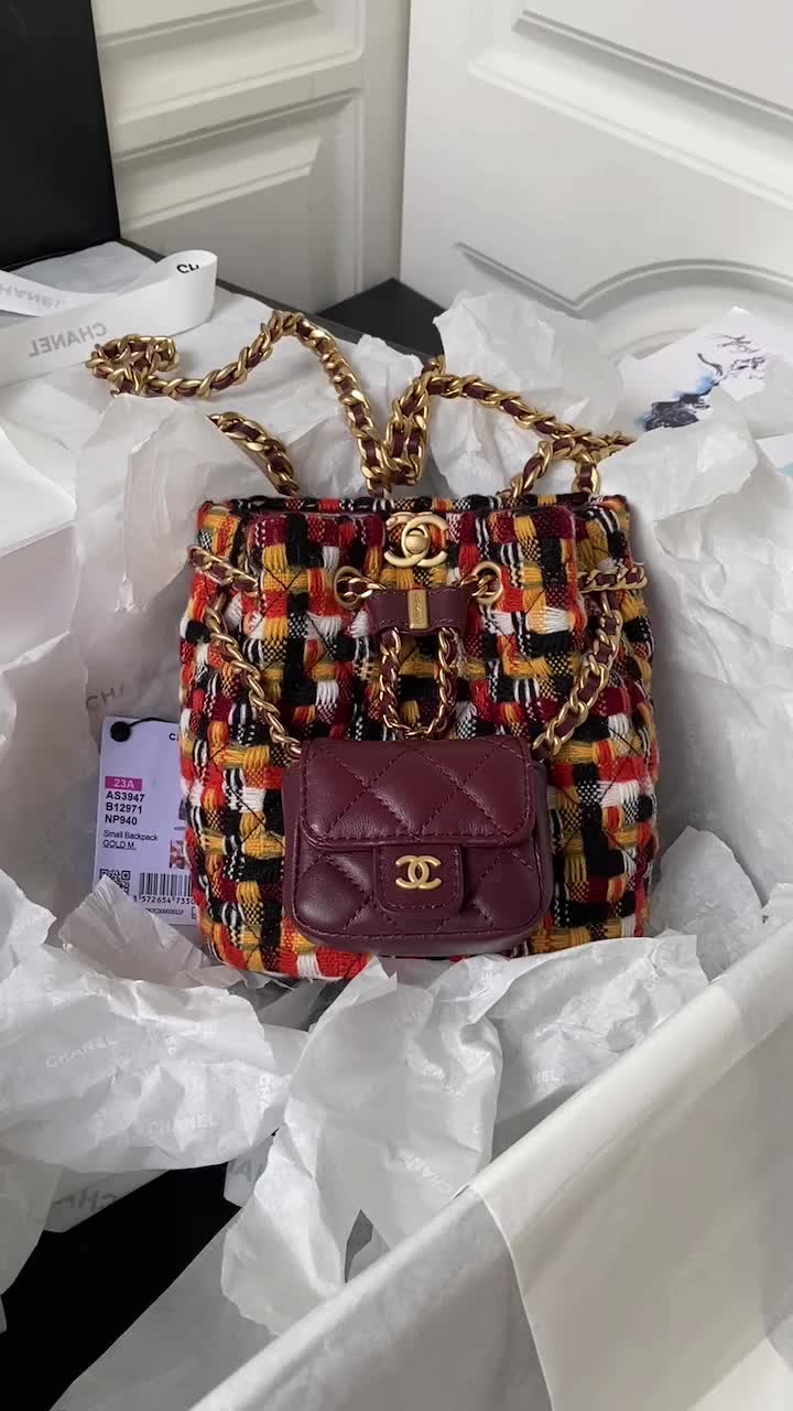 Chanel-Bag-Mirror Quality Code: UB2989 $: 239USD