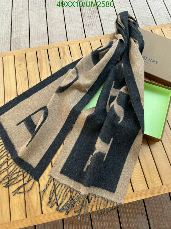 Burberry-Scarf Code: UM2580 $: 49USD