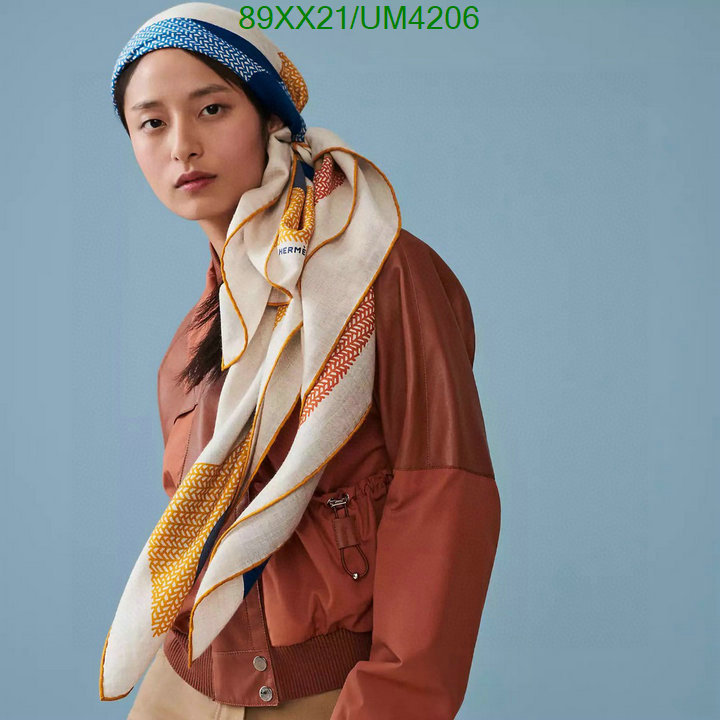 Hermes-Scarf Code: UM4206 $: 89USD