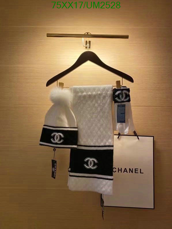 Chanel-Scarf Code: UM2528 $: 75USD