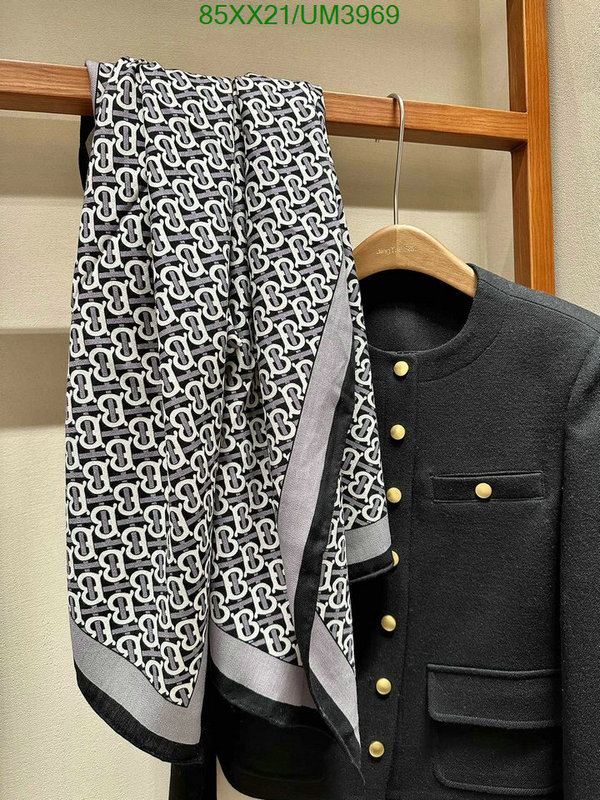 Burberry-Scarf Code: UM3969 $: 85USD