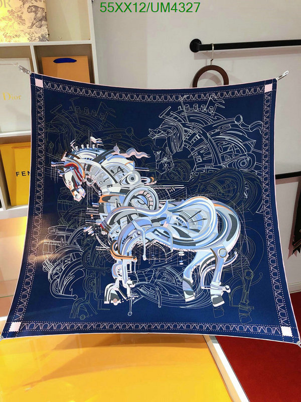 Hermes-Scarf Code: UM4327 $: 55USD