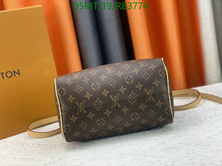 LV-Bag-4A Quality Code: RB3774 $: 95USD