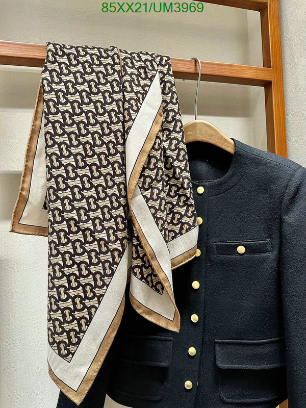 Burberry-Scarf Code: UM3969 $: 85USD