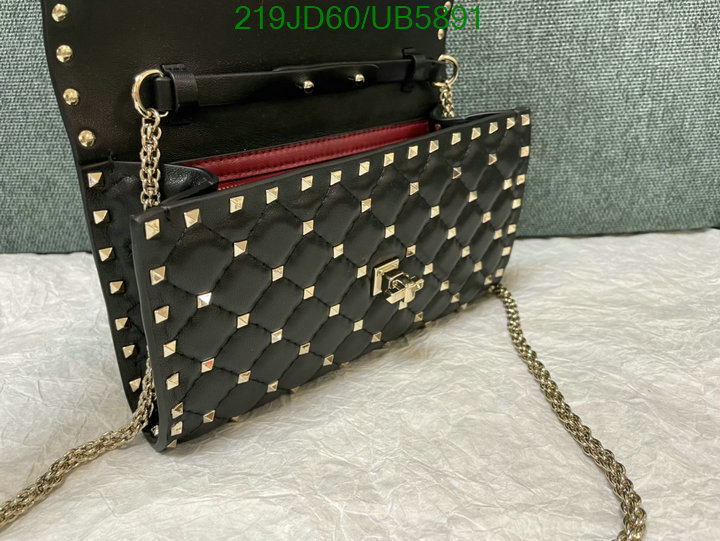 Valentino-Bag-Mirror Quality Code: UB5891 $: 219USD