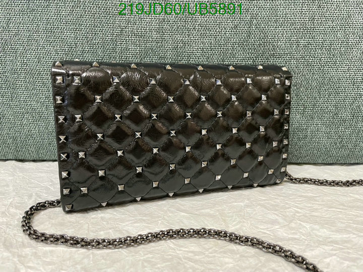 Valentino-Bag-Mirror Quality Code: UB5891 $: 219USD