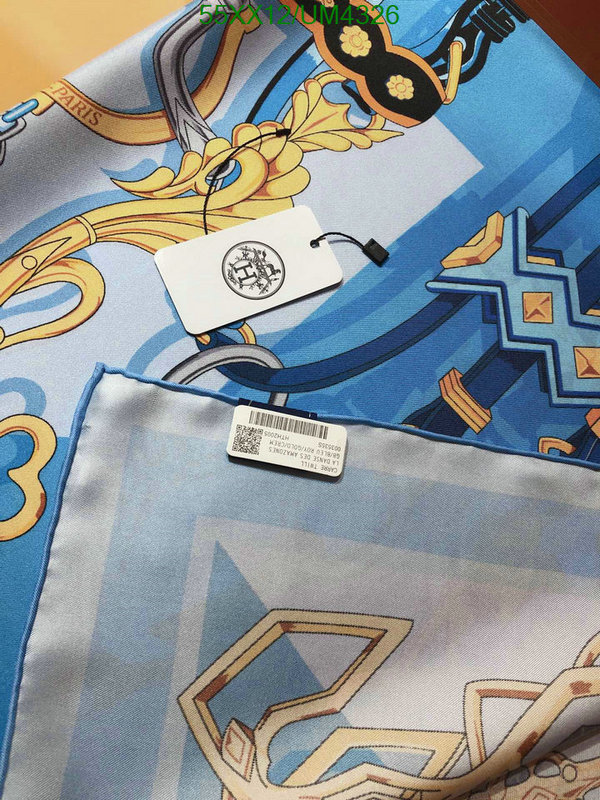 Hermes-Scarf Code: UM4326 $: 55USD