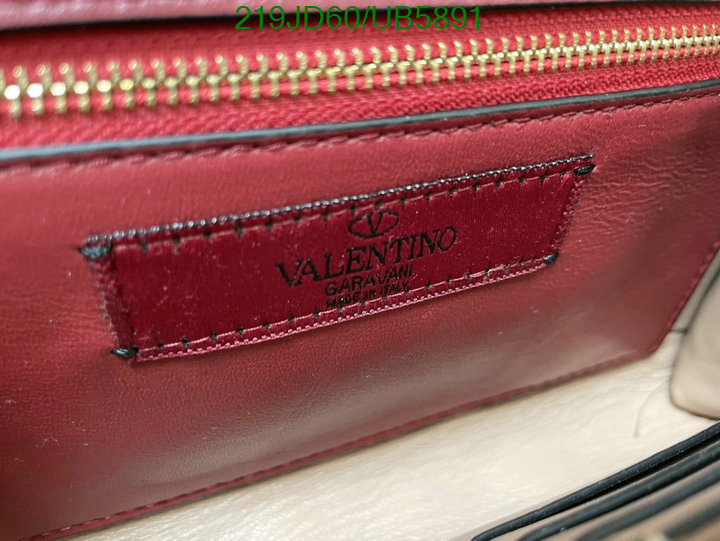 Valentino-Bag-Mirror Quality Code: UB5891 $: 219USD