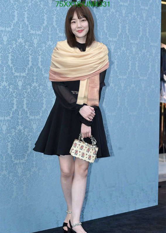 Burberry-Scarf Code: UM4331 $: 75USD