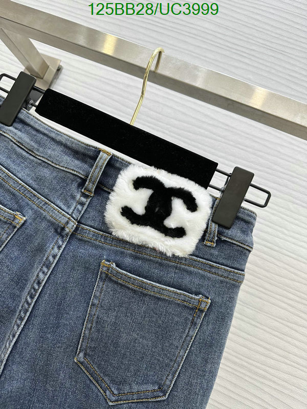 Chanel-Clothing Code: UC3999 $: 125USD