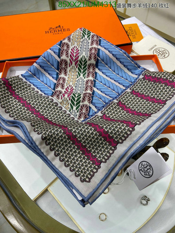 Hermes-Scarf Code: UM4313 $: 85USD