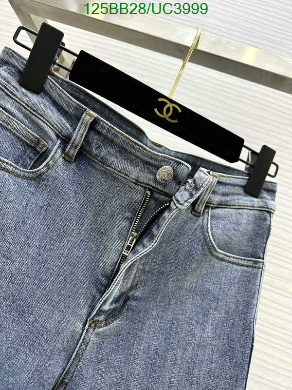 Chanel-Clothing Code: UC3999 $: 125USD