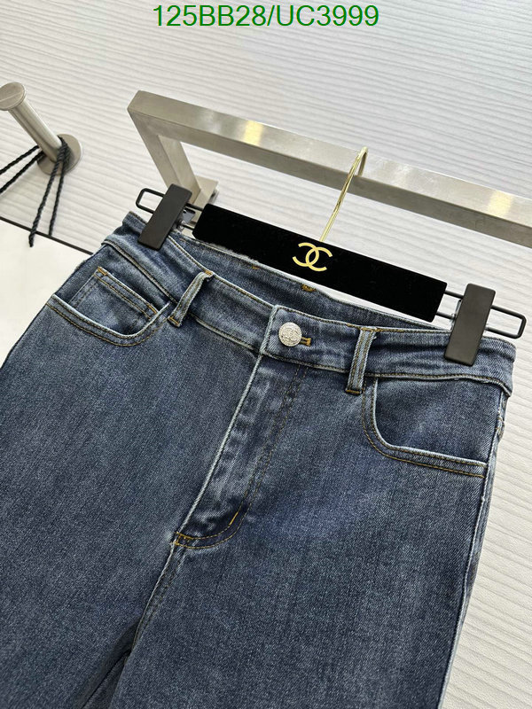 Chanel-Clothing Code: UC3999 $: 125USD