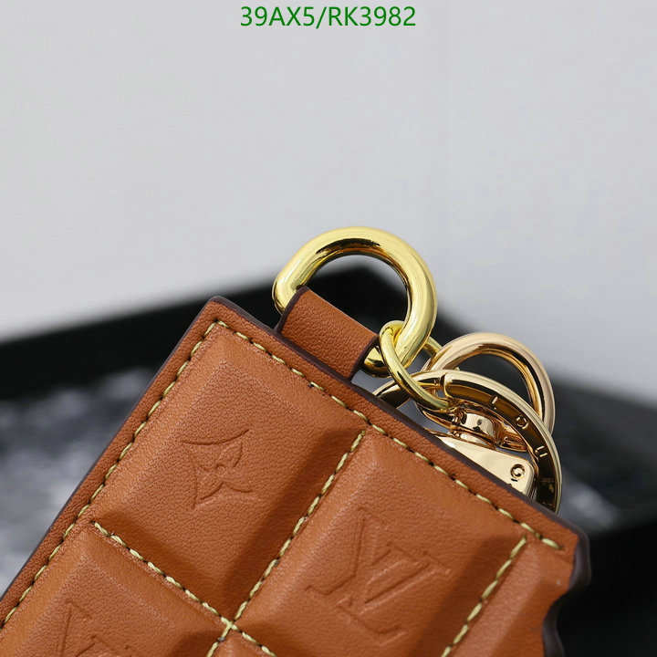 LV-Key pendant Code: RK3982 $: 39USD