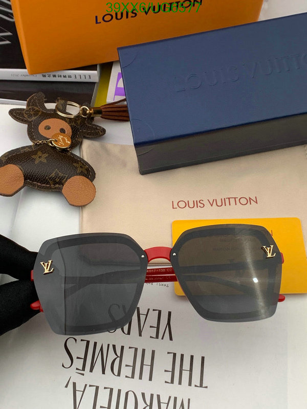 LV-Glasses Code: UG6577 $: 39USD