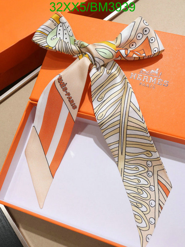 Hermes-Scarf Code: BM3939 $: 32USD