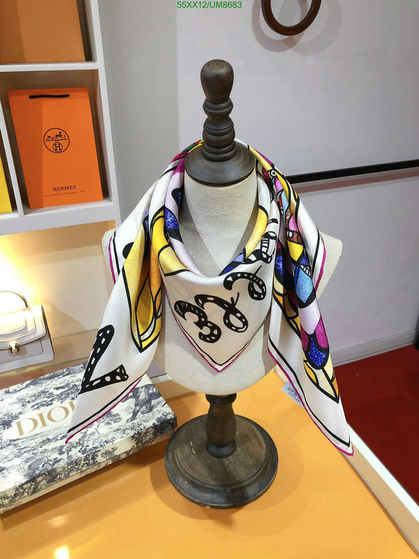 Dior-Scarf Code: UM8683 $: 55USD