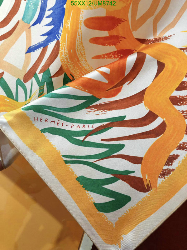 Hermes-Scarf Code: UM8742 $: 55USD