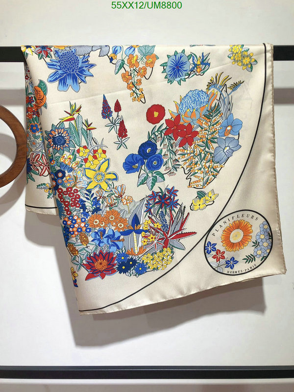 Hermes-Scarf Code: UM8800 $: 55USD