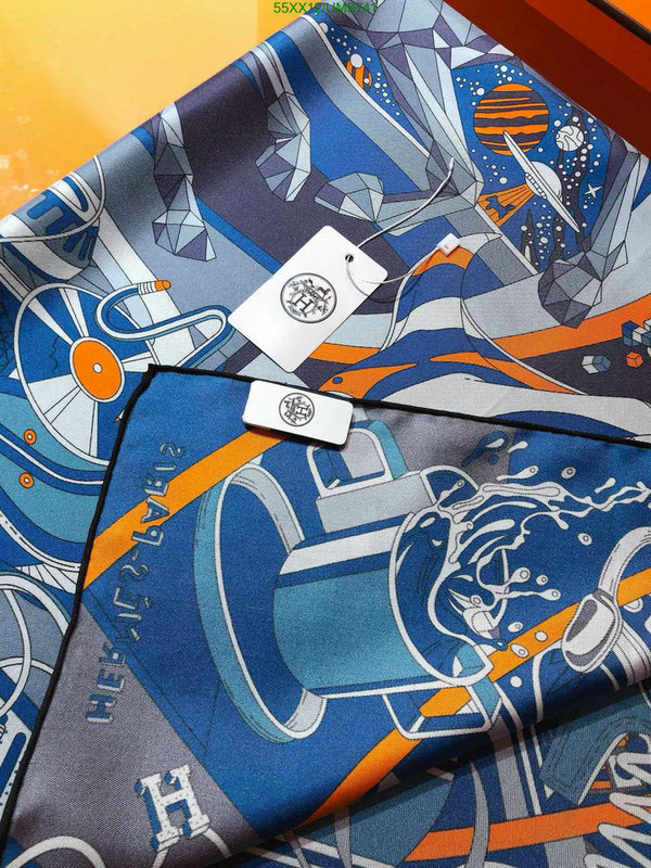 Hermes-Scarf Code: UM8741 $: 55USD