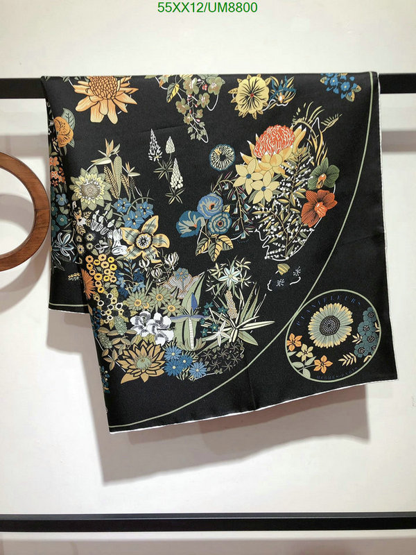 Hermes-Scarf Code: UM8800 $: 55USD