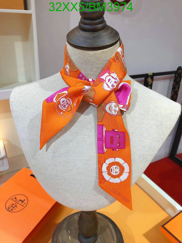 Hermes-Scarf Code: BM3974 $: 32USD